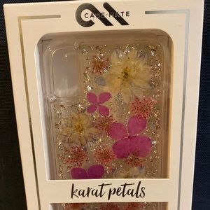 iPhone X/XS Case & Stand